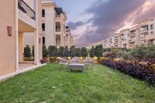 3BR Stylish Apt Ensuite & Pvt Garden, New Cairo, Stone Residence - 2