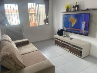 Casa para até 6 pessoas com duas vagas de garagem - 7