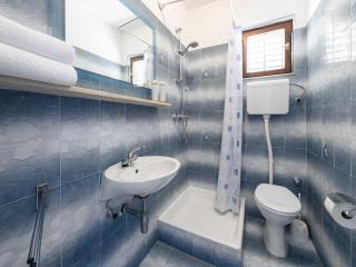 Guest House Rooms Rose- Comfort Double Room with Balcony and Sea View - Molunat - 2