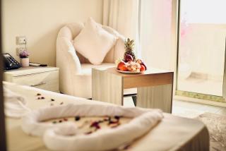 Legend Pyramids Inn - 1