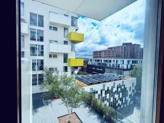 Lia's Place in Barking - Barking - 8