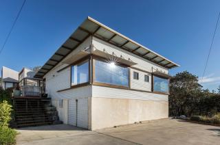 Fishcakes Bohemian Living in Seal Rocks - 3