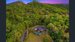 brea in Mowbray Port Douglas - 3