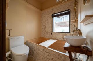 Korea's beauty in haeundae with Hinoki wooden bath - 3