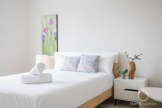 Riverside Ryde 3b2b Apartment - 6