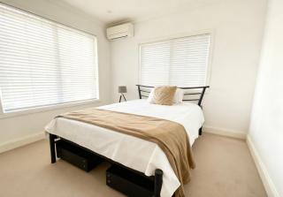 Burwood Family Guest Home - 4
