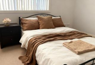 Burwood Family Guest Home - 1