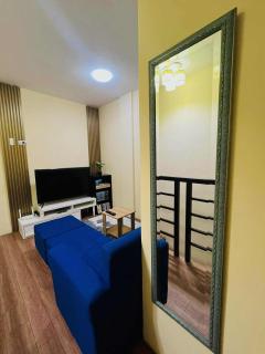 Secure & Serene 2 Bedrooms Townhouse with Parking - 7