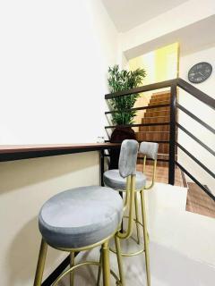 Secure & Serene 2 Bedrooms Townhouse with Parking - 5