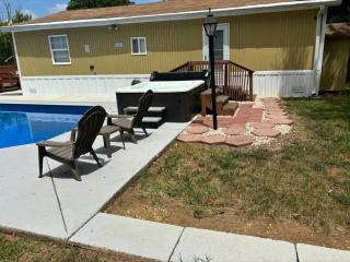 Luxurious Pool and Spa Home with optional Studio Apts - 9