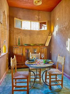 Dar Zitoune - Authentic Stay in Tagounite - 1