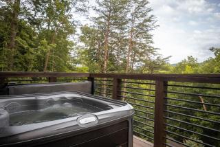 The Onyx A Frame - Romantic Smoky Mtn A Frame Hot Tub Views Fire Pit - 4