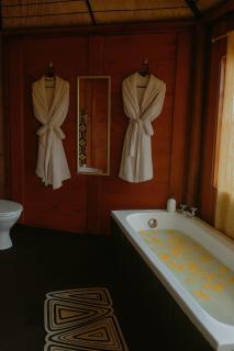 African Hut Camp - Free Massage With Sauna And Hot Tub - 3