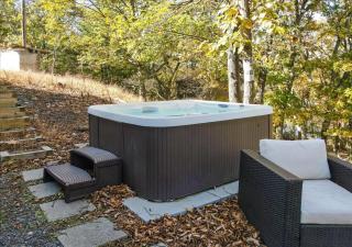 Lakefront Kayaks, HotTub FirePit Sauna Pool - 9