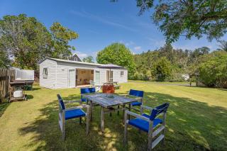 MCKE129 - Classic Kiwi Bach Escape - 3