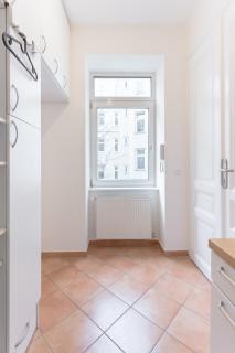 Premium Stylish Apartment near Center - 3