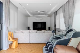 V257 Spacious 5BR Villa Waterfall Pool Movie Room - Ban Saiyuan (1) - 5