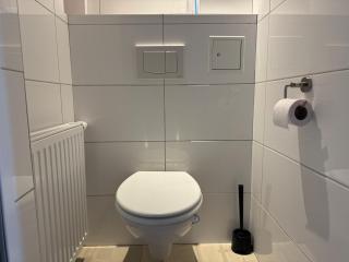 Classy Central Apartment - 5