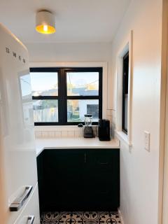Recently Renovated 1924 DUTCH in Royal Oak - 7