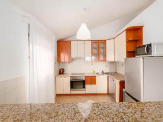 Five Bedroom Villa With Pool - 5