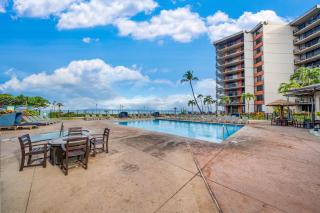 Kaanapali Shores 942 · KS 942 Spacious Top Floor Studio w Ocean - 1