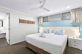 Beachfront Luxury Resort Living - 3