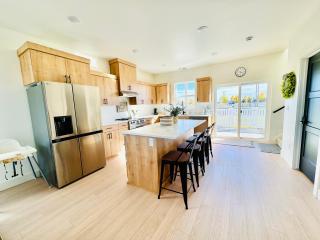 New 3BR Home w Garage Near BYU-Idaho - 9