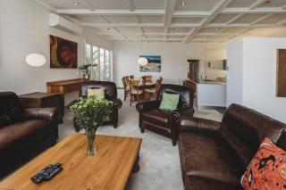 The Front Office - charming 3BR heritage home - 9