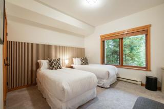 Taluswood 14 by Outpost Whistler - 5