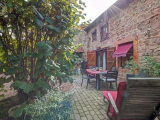 Gîte charmant à Cuinzier avec jardin, animaux acceptés - FR-1-496-183 - 6