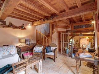 Gîte charmant à Cuinzier avec jardin, animaux acceptés - FR-1-496-183 - 4