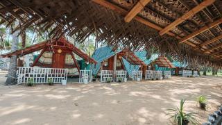 Canberra Resort & Beach Restaurant - 8