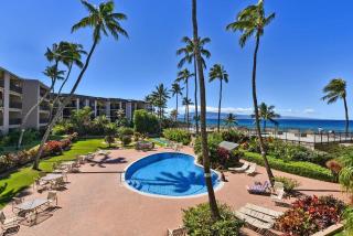 Hale Ono Loa 120 · HOL 120 Oceanfront 2BD w Ocean View AC Pool - 2