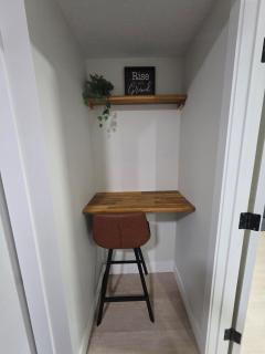 Cozy & Stylish 1BR Suite - 2