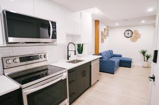 Cozy & Stylish 1BR Suite - 1