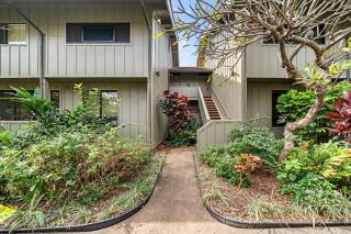 Kahana Village 3 · KHV 3 Remodeled 2BD Condo with Oceanfront Lan - 4