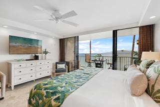Papakea A306 · Papakea A306 Remodel Oceanfront Studio Getaway - 9