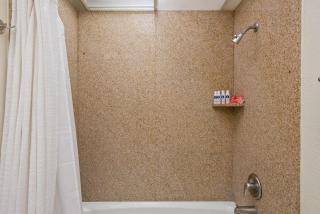 Kaanapali Shores 709 · Tropical Hawaiian Getaway 1BD Ocean View - 1