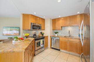 Kaanapali Shores 515 · KS 515 Updated 2Bedroom at BeachFron - 2