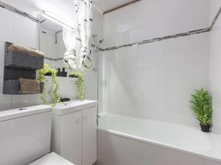 Studio cosy 4 pers, proche pistes, parking municipal - FR-1-296-530 - 6