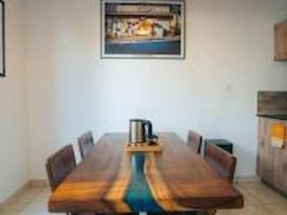 Les Ti Kaz d'Auguste: Accessible PMR aux Avirons - FR-1-786-79 - 6