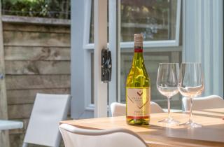 Great Location On Gilbert - 3BR 2 level townhouse - 4