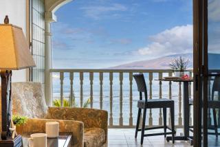 Lahaina Shores 607 · LS 607 Beachfront Remodeled Studio Stunnin - 4