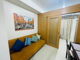 Fancy Pasay City Apartment for Rent - Mall of Asia Nearby front of Mall Of Asia - 0
