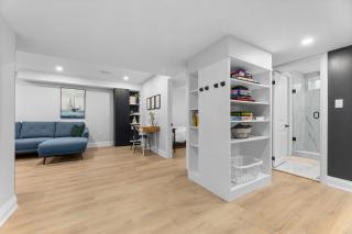 Urban Haven: 2BR/2BA+Office, Kitchen, Dining - 6