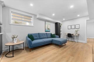 Urban Haven: 2BR/2BA+Office, Kitchen, Dining - 5