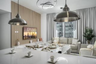 DVH Luxe Retreats 2BR Yas Island near Ferrari World & Yas Mall - 1