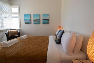 Bungalow Eight - 1930s charm near Pukekura Park - 8