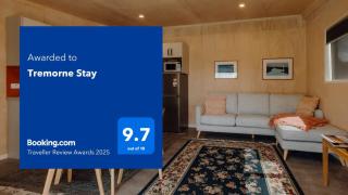 Tremorne Stay - the ultimate cosy couple cottage - 9