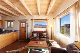 Casa de Alfarero - Hot Tub - EV Charger - Gas Grill - Mountain Views - 9